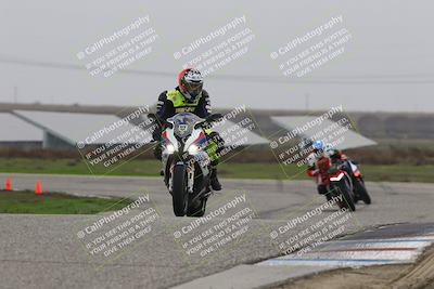 media/Nov-29-2025-TrackDaz (Sat) [[10ae2d9bce]]/C Group/Session 4 (Wheelie Bump)/